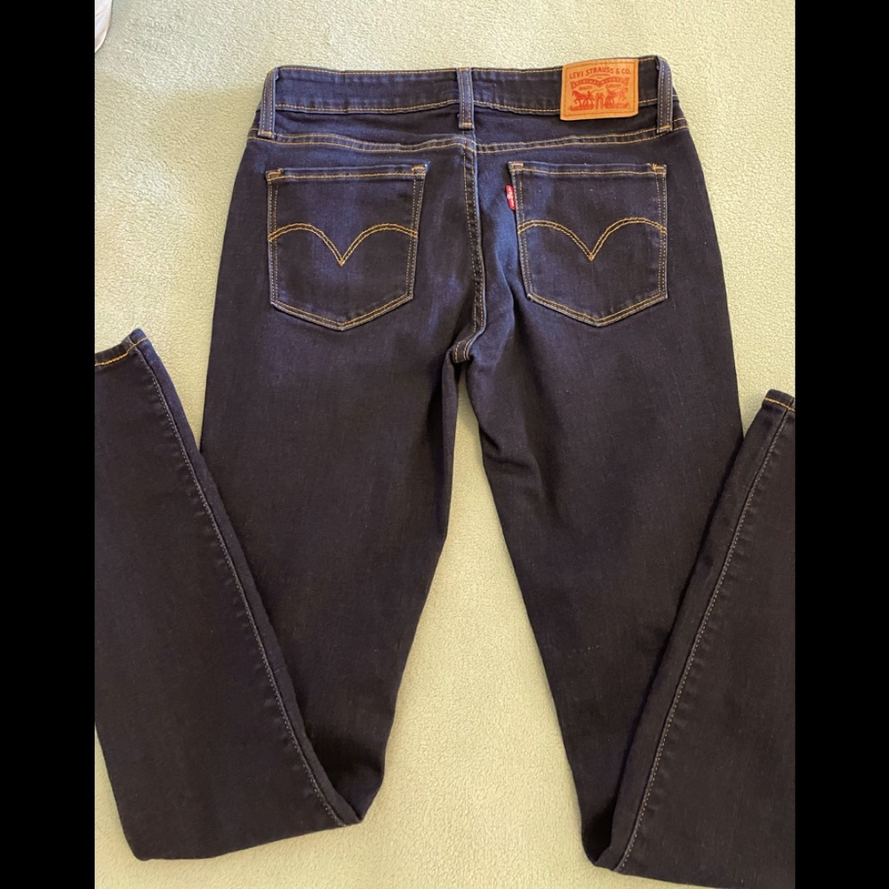 Levis 711 Skinny Jeans
